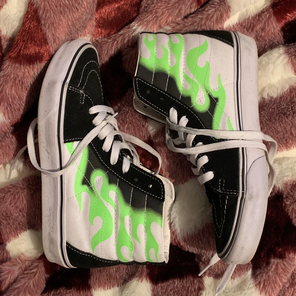 Vans Sk8-Hi in Neon Green Flame